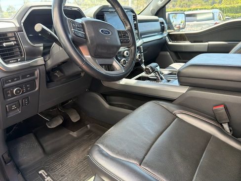 Used 2021 Ford F150 Lariat AWD/4WD image 4
