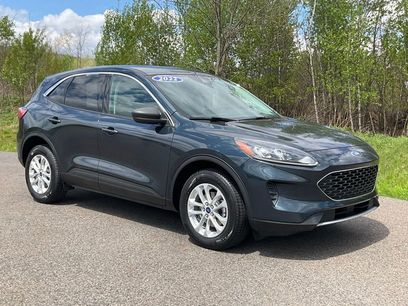 Used 2022 Ford Escape SE w/ Convenience Package