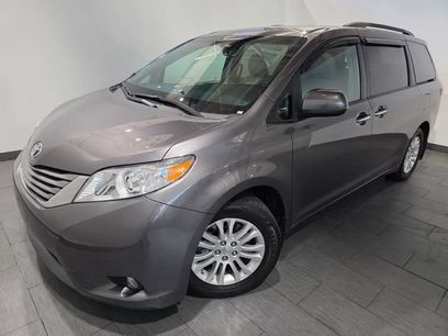 Used 2017 Toyota Sienna XLE w/ XLE Navigation Package