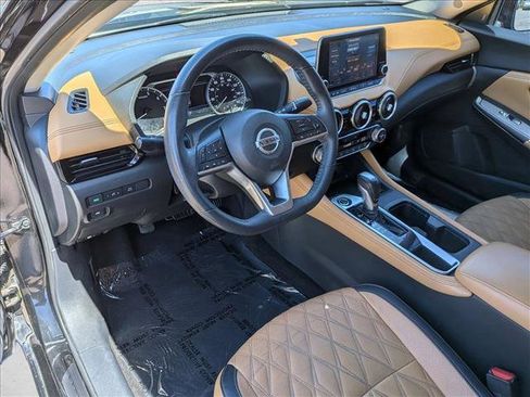 Used 2021 Nissan Sentra SV w/ SV Premium Package FWD image 10