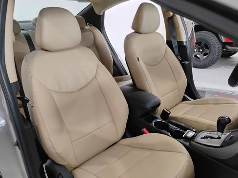 Used 2013 Hyundai Elantra Limited w/ Technology Pkg FWD image 44
