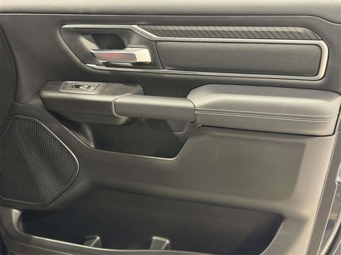 New 2026 RAM 1500 4x4 Crew Cab image 9