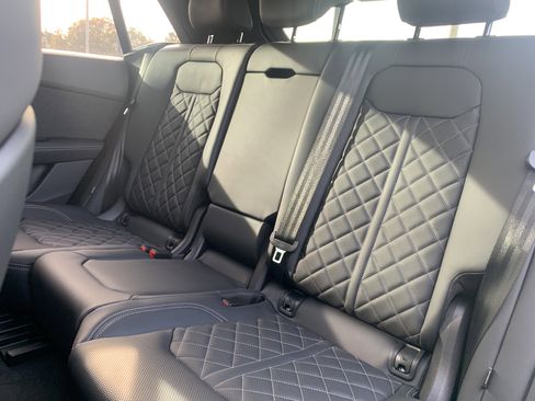 New 2026 Audi SQ8 Premium Plus image 31