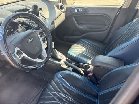 Used 2014 Ford Fiesta SE image 9
