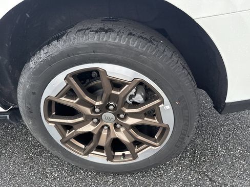 Used 2025 Ford Expedition Max King Ranch AWD/4WD image 19