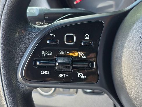 Used 2021 Mercedes-Benz Sprinter 2500 image 18