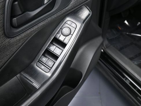 Used 2023 Nissan Rogue S image 13