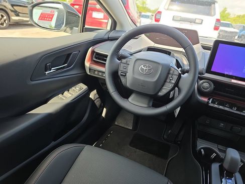 New 2026 Toyota Prius Plug-In Hybrid FWD image 29