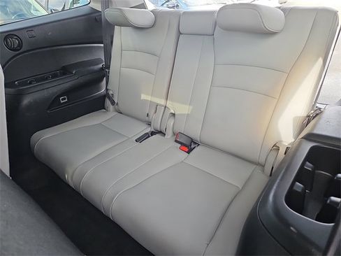 Used 2017 Honda Pilot EX-L image 32