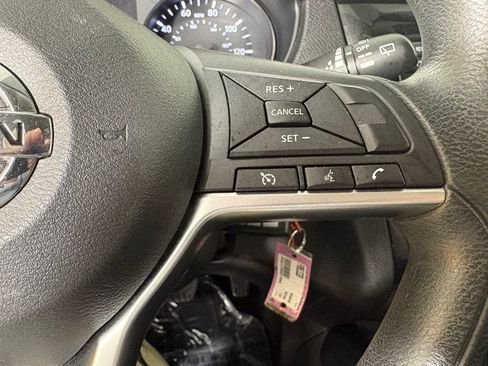 Used 2019 Nissan Rogue Sport S FWD image 25
