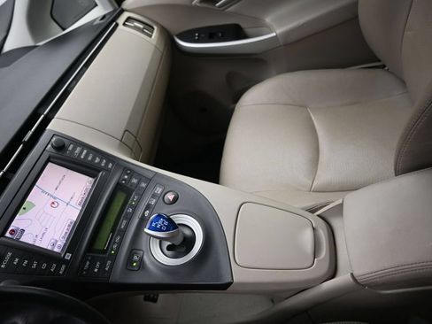 Used 2011 Toyota Prius Four w/ Navigation Pkg FWD image 14