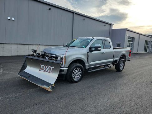 Used 2023 Ford F350 Lariat w/ FX4 Off-Road Package image 1