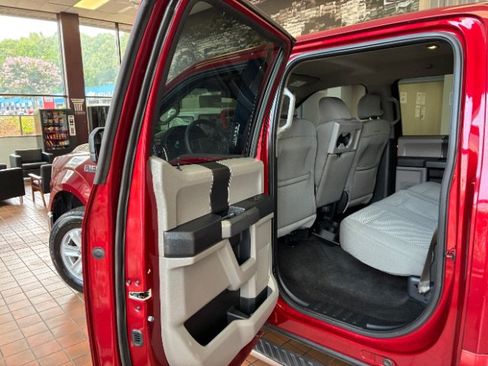 Used 2015 Ford F150 XLT RWD image 25