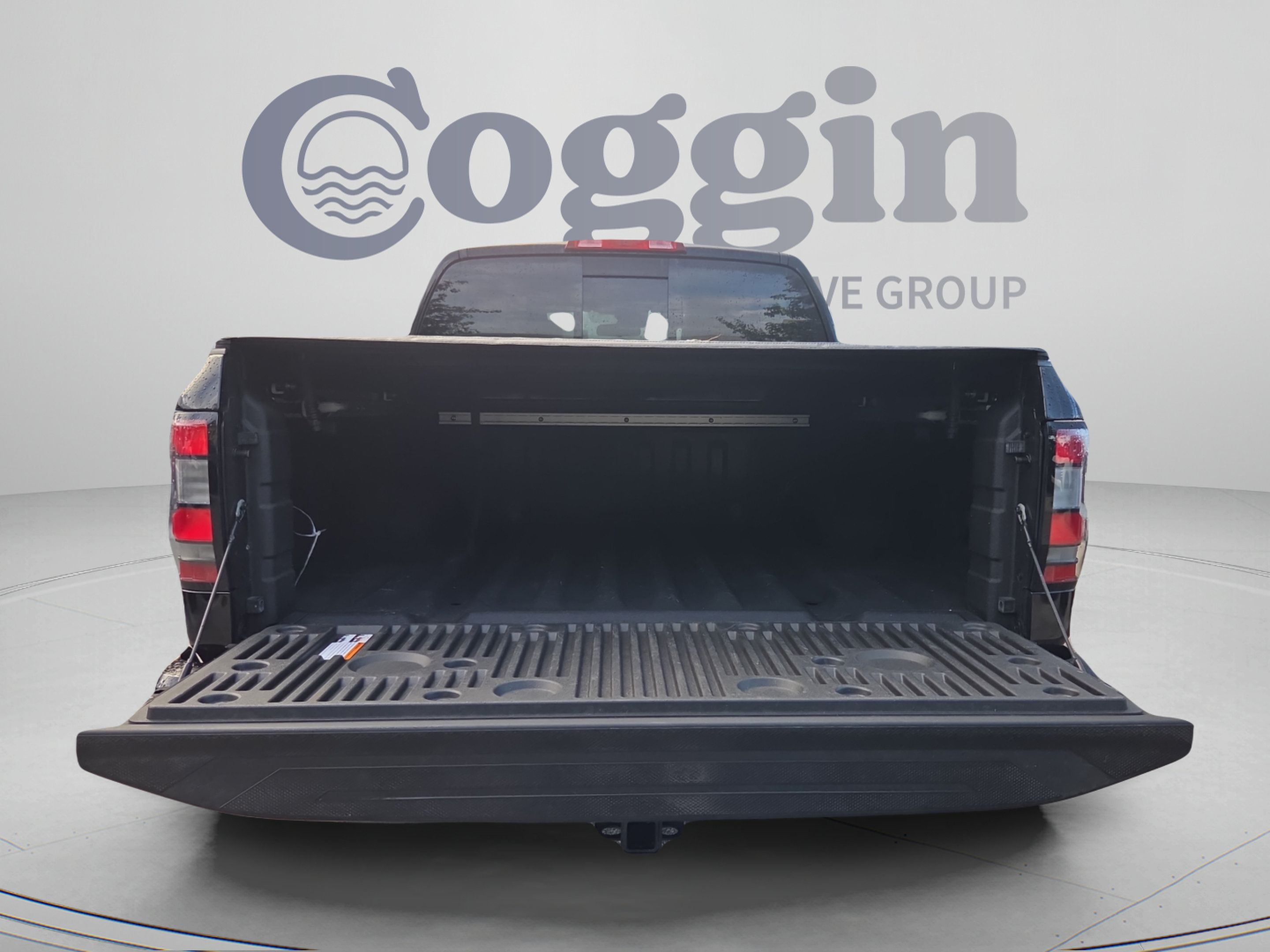 Certified 2023 Nissan Frontier PRO-4X w/ Pro Convenience Package AWD/4WD image 13
