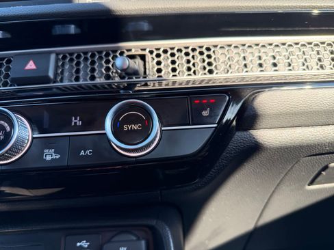 Used 2023 Honda Civic EX image 21