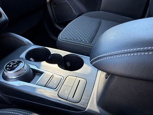 Used 2023 Ford Escape Active image 2