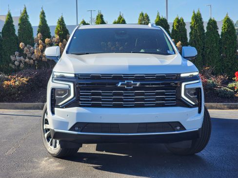 New 2026 Chevrolet Suburban High Country image 5