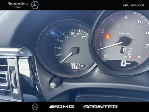 Used 2024 Porsche Macan S image 30