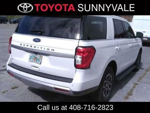 Used 2024 Ford Expedition XLT RWD image 2