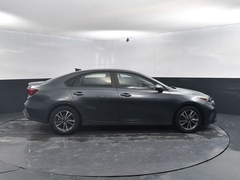 Used 2024 Kia Forte LXS image 11