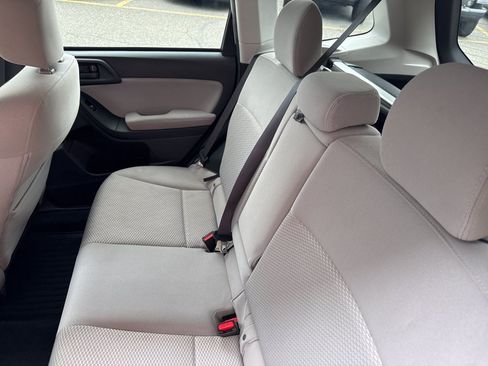 Used 2015 Subaru Forester 2.5i Premium AWD/4WD image 20