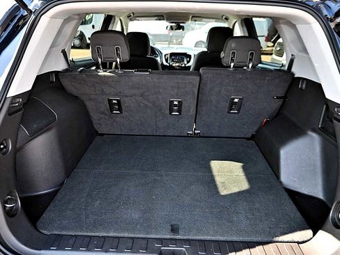 Used 2018 GMC Terrain SLE image 9