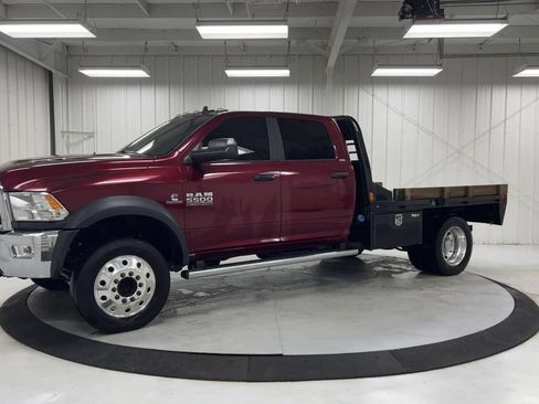 Used 2018 RAM 5500 SLT w/ Quick Order Package 2EG SLT AWD/4WD image 4