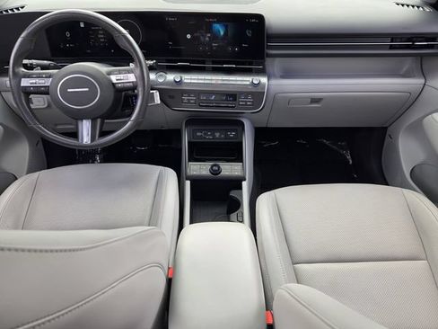 Used 2024 Hyundai Kona Limited FWD image 12