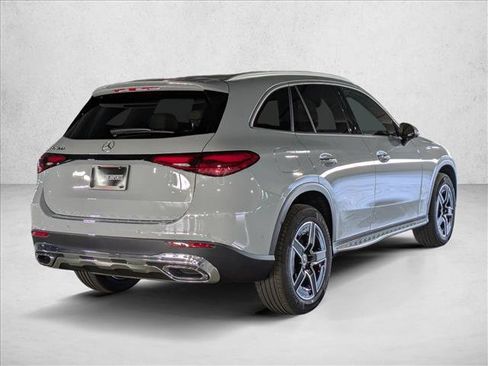 New 2026 Mercedes-Benz GLC 300 image 2