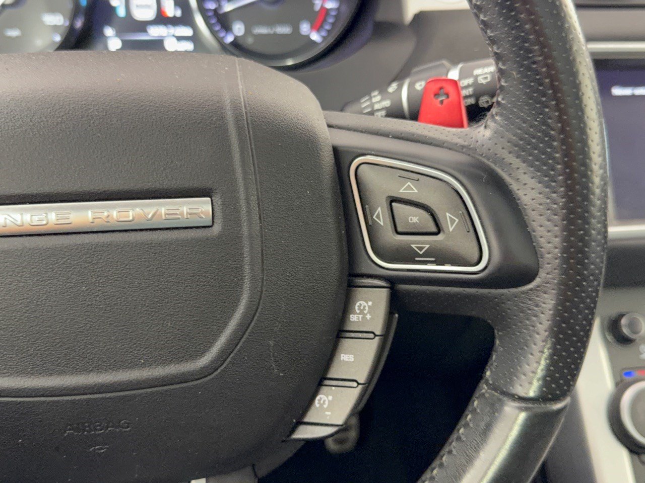 Used 2015 Land Rover Range Rover Evoque Dynamic AWD/4WD image 19