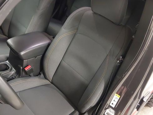 Used 2024 Jeep Gladiator Willys image 22