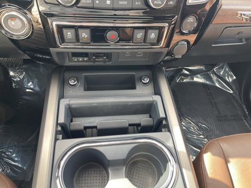 Used 2023 Nissan Titan Platinum Reserve w/ Moonroof Package image 15