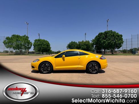 Used 2009 Mitsubishi Eclipse GS FWD image 1