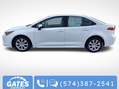 Used 2024 Toyota Corolla LE image 6