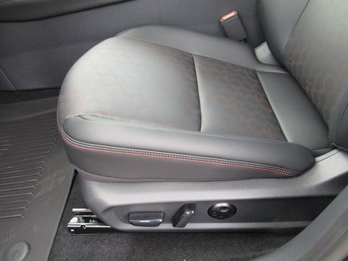 New 2026 Nissan Sentra SR w/ SR Premium Package FWD image 18