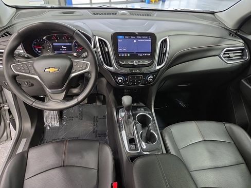 Used 2022 Chevrolet Equinox Premier AWD/4WD image 11