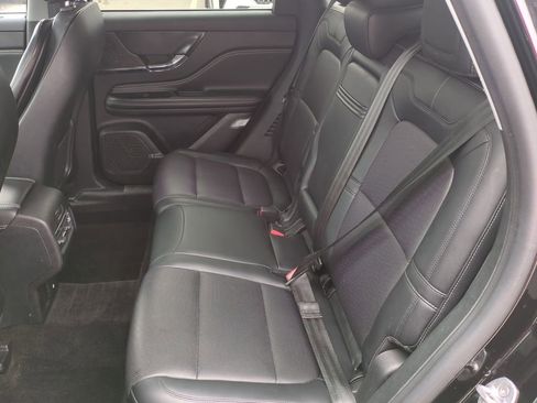 Certified 2021 Lincoln Corsair AWD image 26