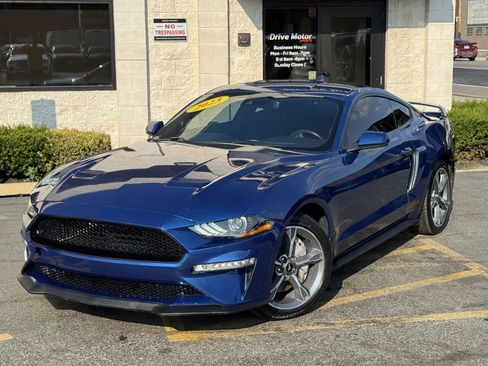 Used 2023 Ford Mustang GT Premium w/ Equipment Group 401A RWD image 2