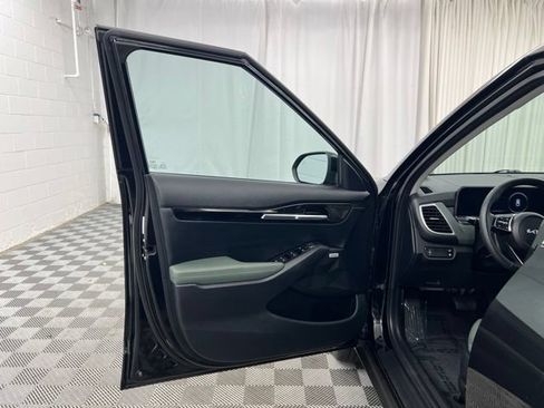 Used 2024 Kia Seltos SX w/ SX Sunroof Package AWD/4WD image 15