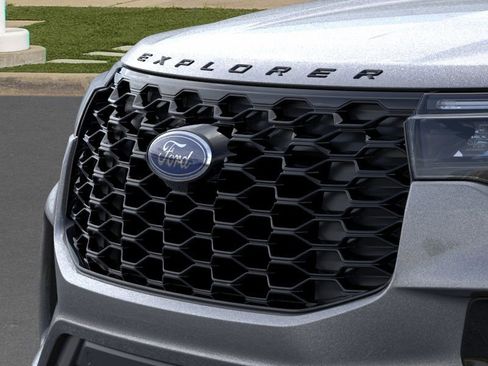 New 2026 Ford Explorer ST-Line image 17