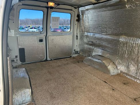 Used 2013 Ford E-250 and Econoline 250 w/ PWR Group image 12