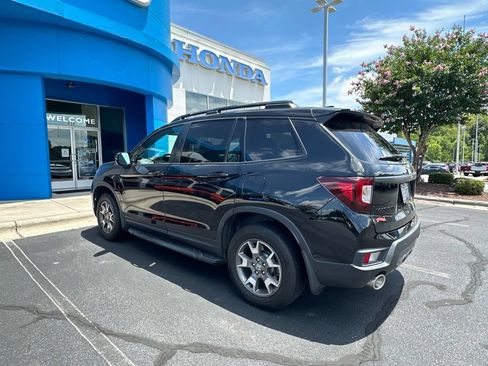 Used 2023 Honda Passport TrailSport image 6