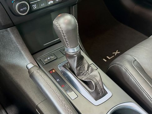 Used 2019 Acura ILX w/ Premium & A-SPEC Package image 24