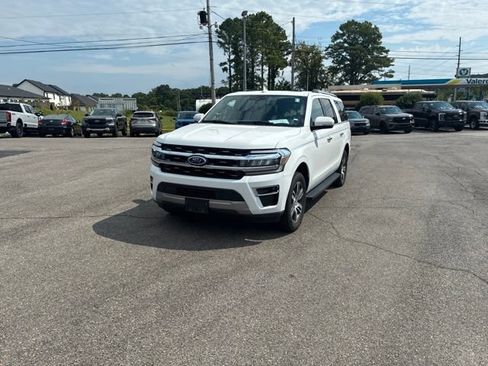 Used 2024 Ford Expedition Max Limited AWD/4WD image 64