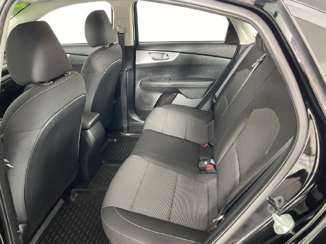 Certified 2023 Kia Forte LXS w/ LXS Technology Package FWD image 17
