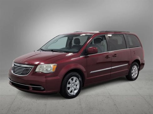 Used 2012 Chrysler Town & Country Touring w/ Entertainment Group #1 image 4