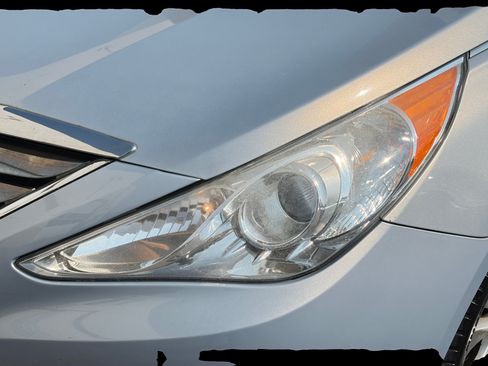 Used 2013 Hyundai Sonata Limited FWD image 9