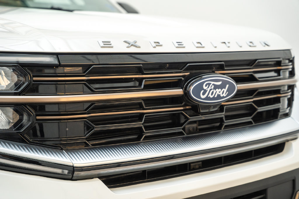 Used 2026 Ford Expedition King Ranch AWD/4WD image 16