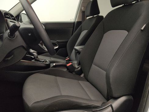 Used 2022 Kia Soul LX w/ Technology Package FWD image 17