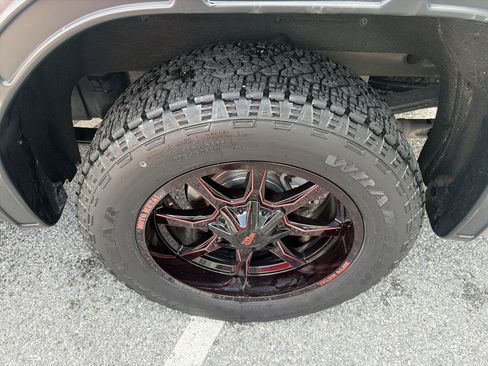 Used 2020 GMC Sierra 1500 Elevation image 19